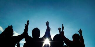 culto de celebração, culto de missões, jovens